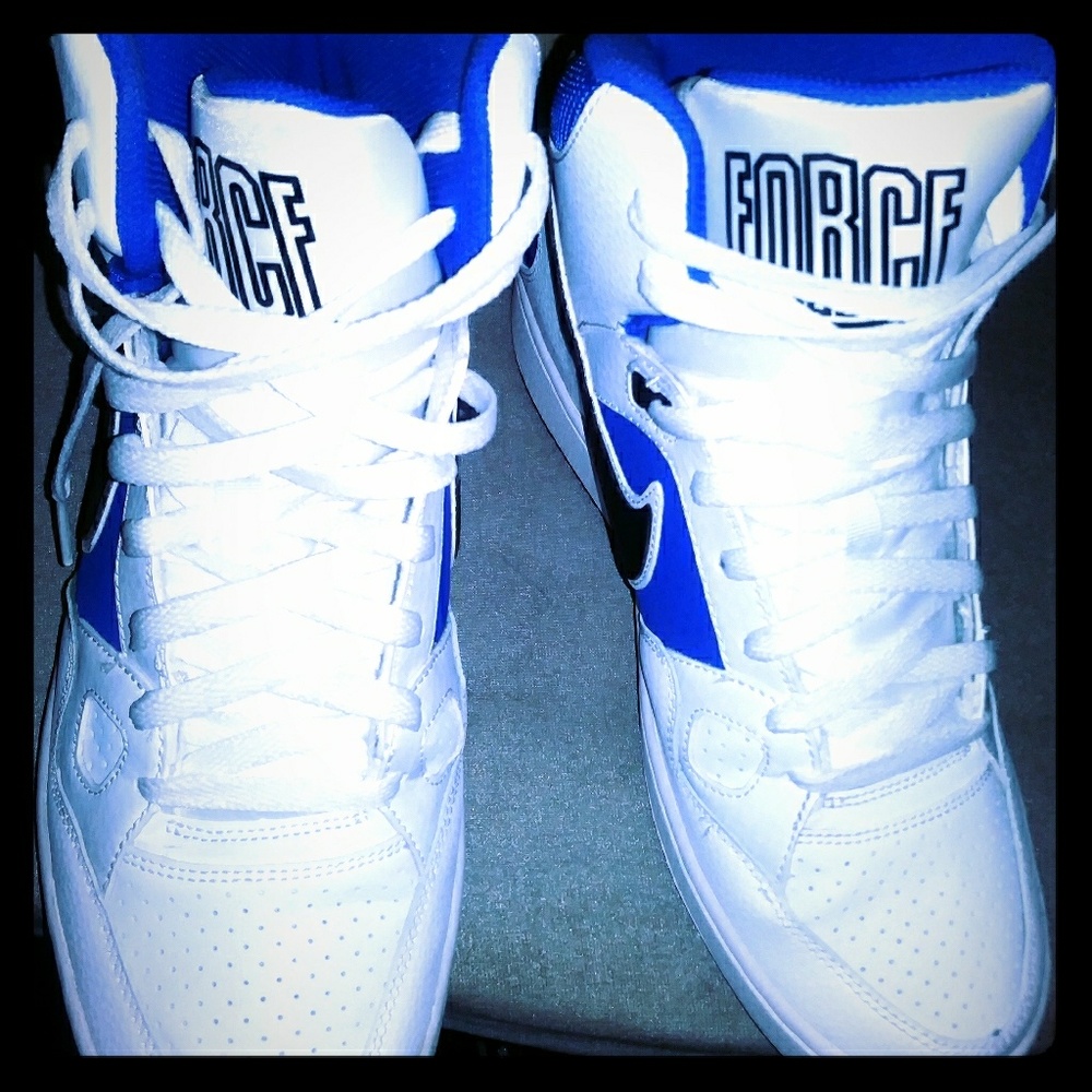 Nike Son of Force Mid Tops